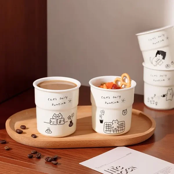 21ac1df5-d29e-41ec-9a29-760325f62c43 Cartoon Ceramic Handheld Cup with Silicone Lid